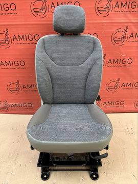 Seat EU passenger | UK driver Renault Trafic Opel Vauxhall Vivaro Nissan Primastar 2001-2014