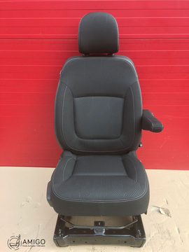 Seat UK driver | EU passenger Renault Trafic Opel Vauxhall Vivaro NV300 Talento | EU passenger