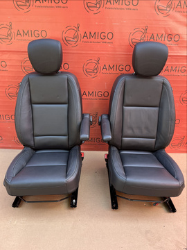Seat driver  passenger Renault Trafic SpaceClass Vivaro NV300 Talento